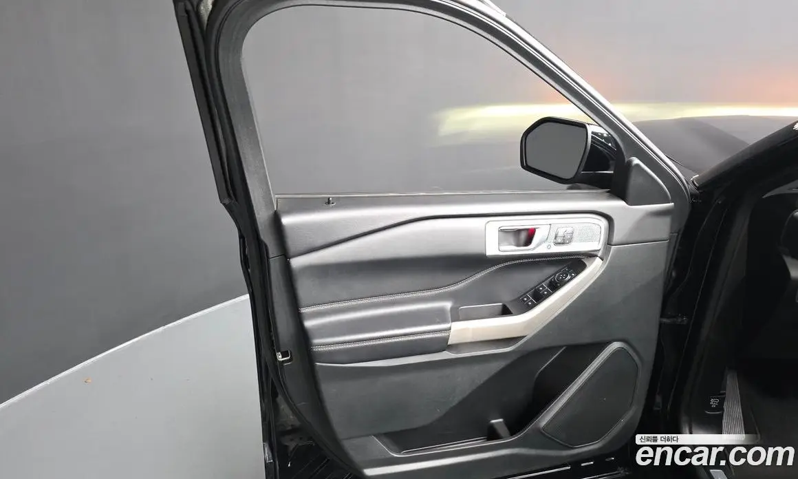 Ford Explorer 2022 3.3 автомат (гидро), фото 14