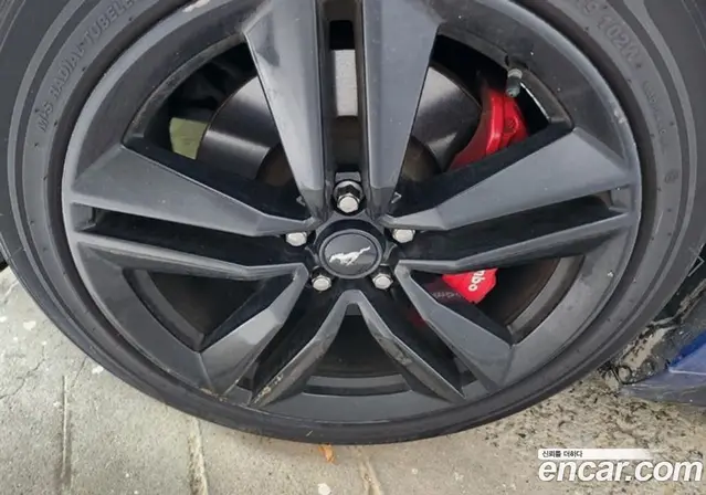 Ford Mustang 2017 2.3 автомат (гидро), миниатюра 5