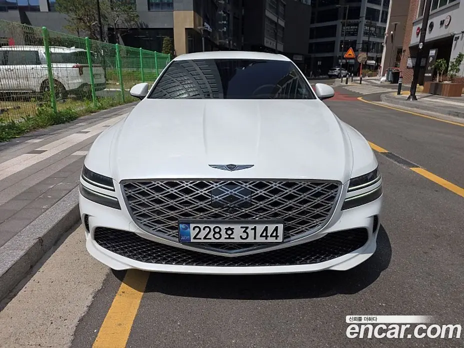 Genesis G80 2024 2.5 автомат (гидро), фото 3