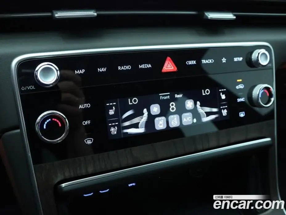 Genesis GV80 2024 3.5 автомат (гидро), фото 13