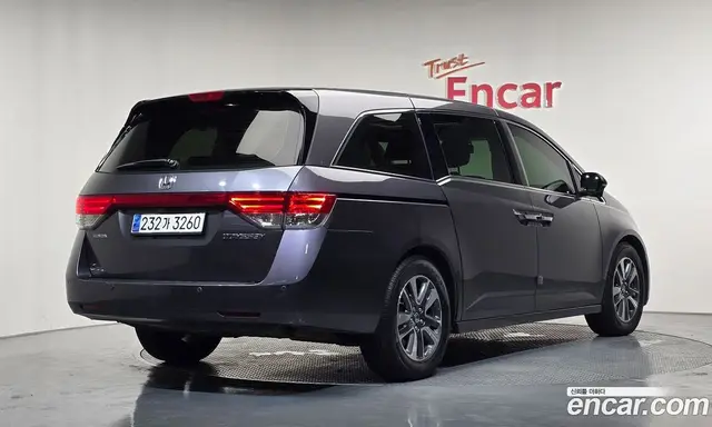 Honda Odyssey 2016 3.5 автомат (гидро), миниатюра 2