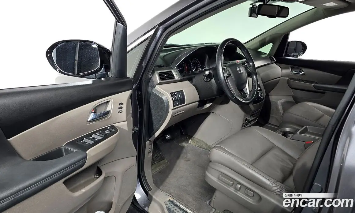 Honda Odyssey 2016 3.5 автомат (гидро), фото 10