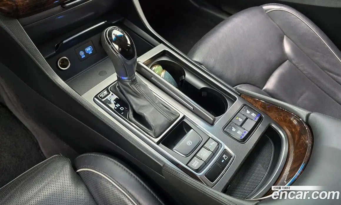 Hyundai Aslan 2015 3.0 автомат (гидро), фото 12