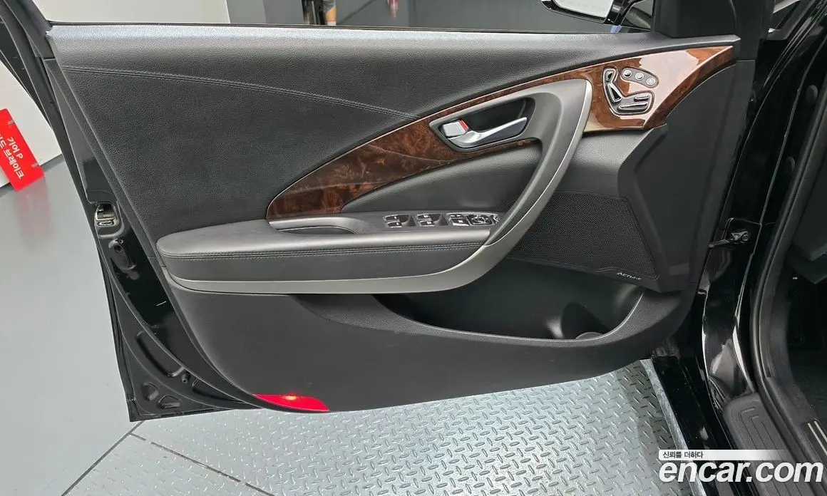 Hyundai Aslan 2015 3.0 автомат (гидро), фото 14