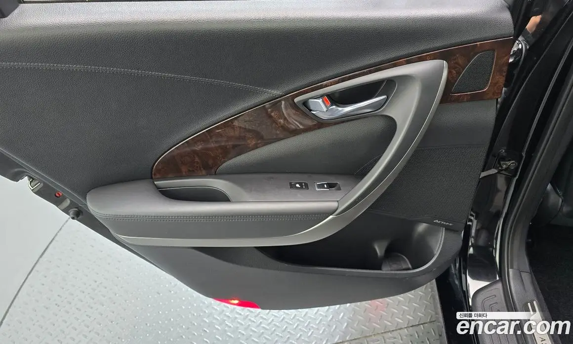 Hyundai Aslan 2015 3.0 автомат (гидро), фото 15