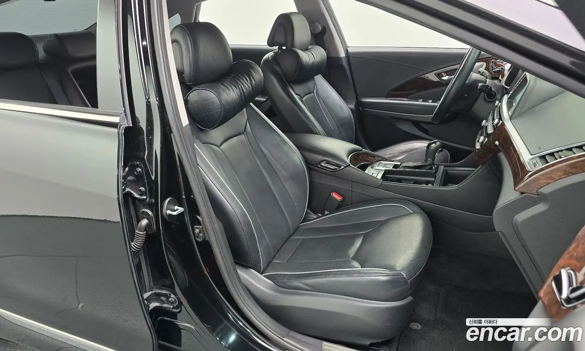 Hyundai Aslan 2015 3.0 автомат (гидро), фото 18