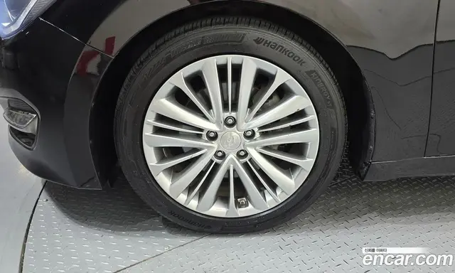 Hyundai Aslan 2015 3.0 автомат (гидро), миниатюра 5