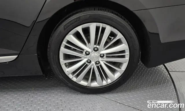 Hyundai Aslan 2015 3.0 автомат (гидро), миниатюра 7