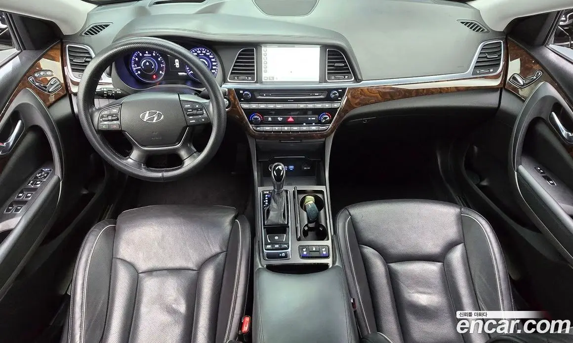 Hyundai Aslan 2015 3.0 автомат (гидро), фото 10