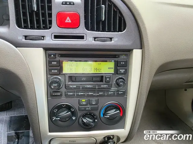 Hyundai Avante 2004 1.5 автомат (гидро), миниатюра 12