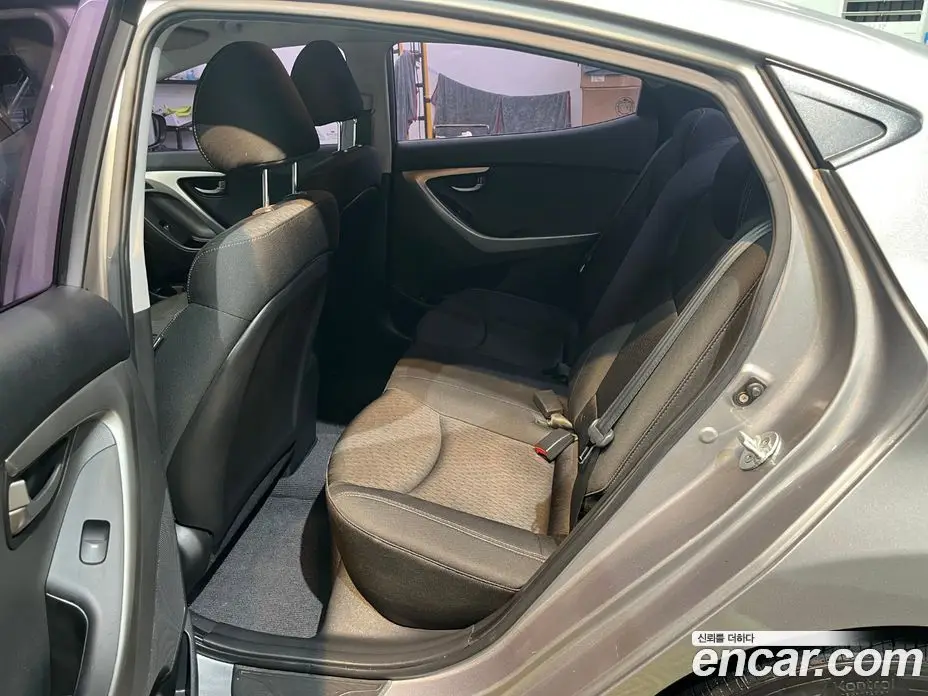 Hyundai Avante 2011 1.6 автомат (гидро), фото 15 Hyundai Avante 2011 1.6 автомат (гидро), фото 15