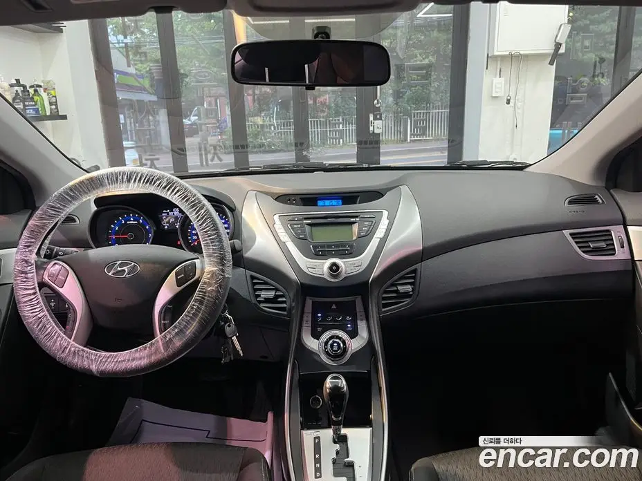 Hyundai Avante 2011 1.6 автомат (гидро), фото 17 Hyundai Avante 2011 1.6 автомат (гидро), фото 17