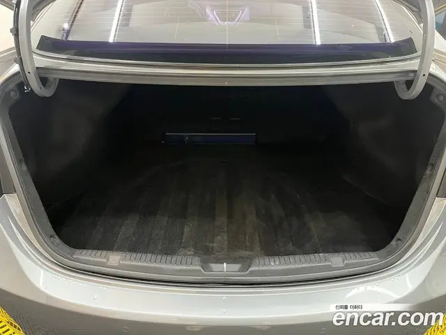 Hyundai Avante 2011 1.6 автомат (гидро), миниатюра 8 Hyundai Avante 2011 1.6 автомат (гидро), миниатюра 8