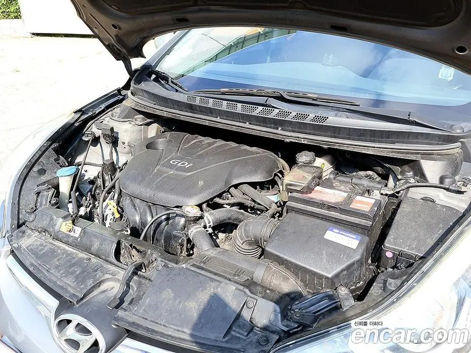 Hyundai Avante 2015 1.6 механика, фото 19