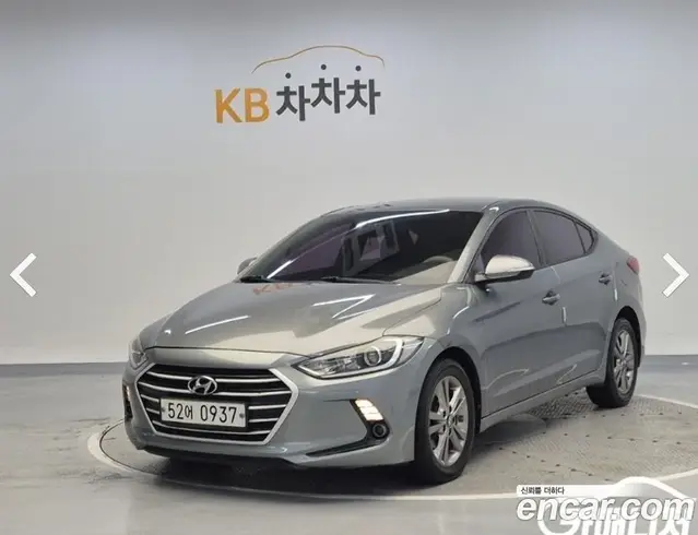 Hyundai Avante, 2016, 238 428 км