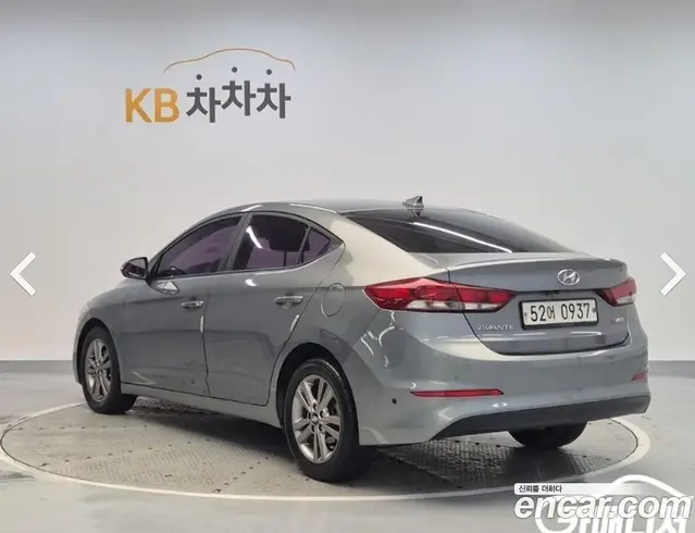Hyundai Avante 2016 1.6 автомат (гидро), миниатюра 2