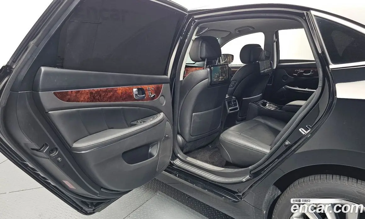 Hyundai Equus 2013 5.0 автомат (гидро), фото 12