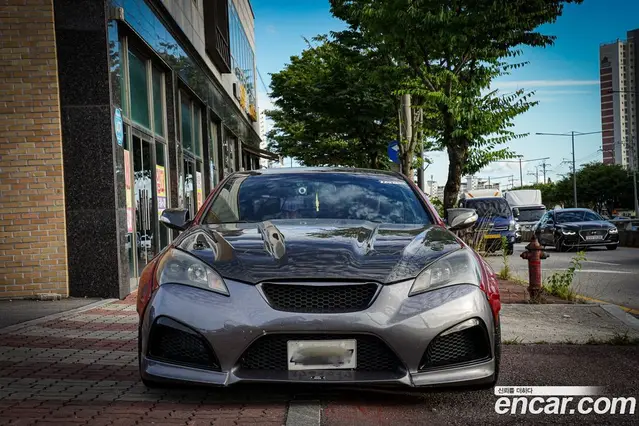 Hyundai Genesis 2009 3.8 механика, миниатюра 3
