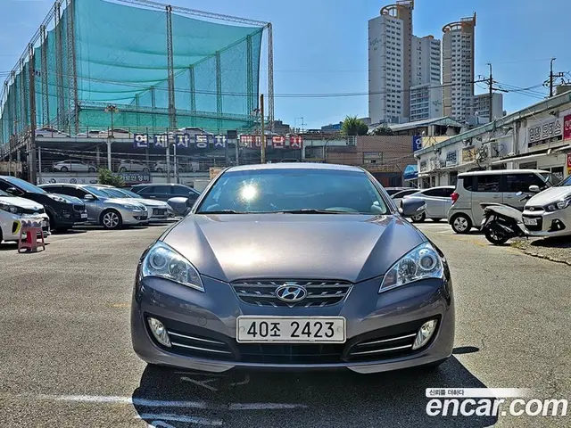 Hyundai Genesis 2011 2.0 автомат (гидро), миниатюра 3