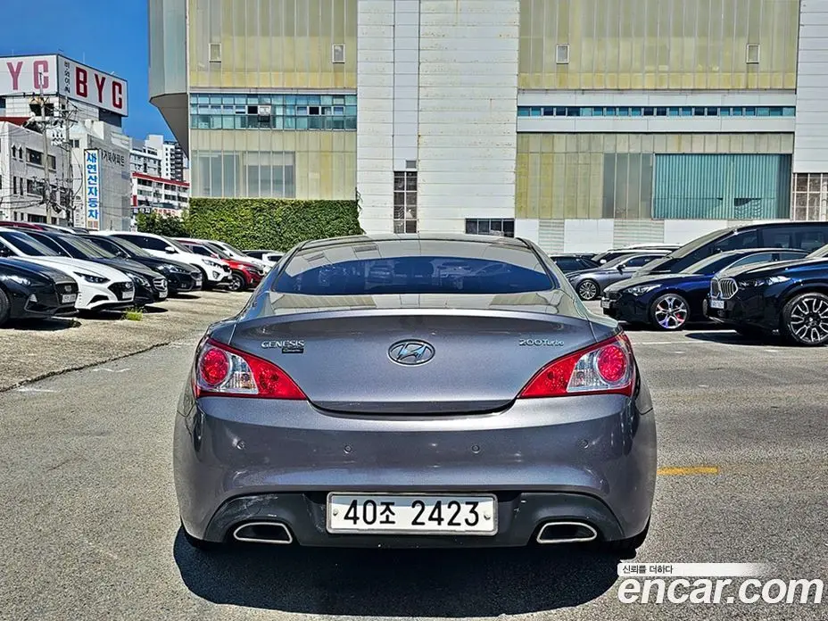 Hyundai Genesis 2011 2.0 автомат (гидро), фото 4