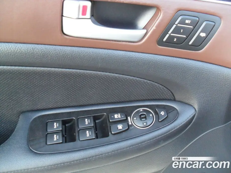 Hyundai Genesis 2012 3.3 автомат (гидро), фото 14