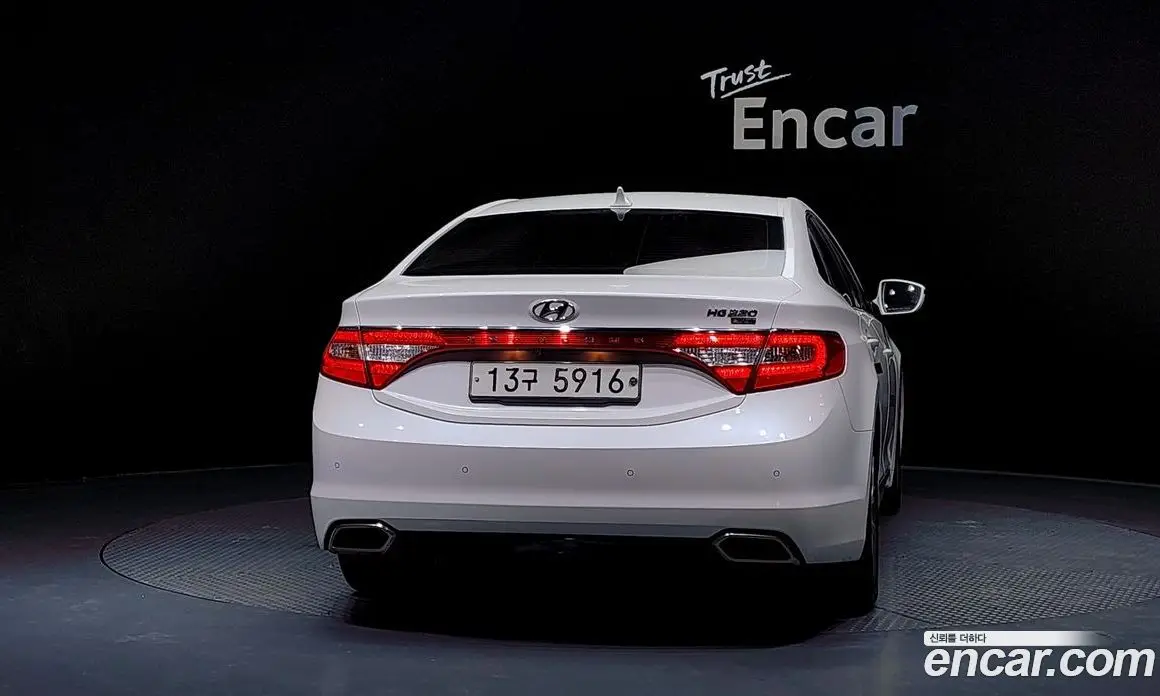 Hyundai Grandeur 2015 2.2 автомат (гидро), фото 4 Hyundai Grandeur 2015 2.2 автомат (гидро), фото 4