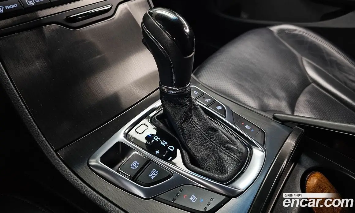Hyundai Grandeur 2015 3.0 автомат (гидро), фото 12