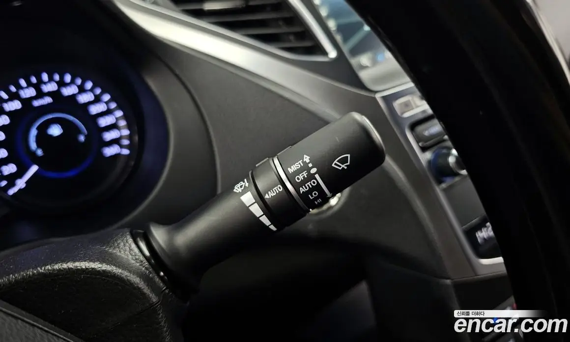 Hyundai Grandeur 2015 3.0 автомат (гидро), фото 16