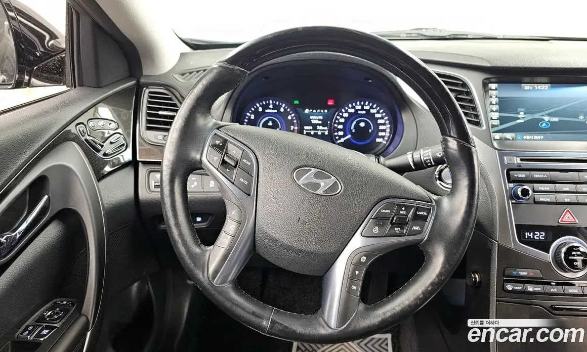 Hyundai Grandeur 2015 3.0 автомат (гидро), фото 19