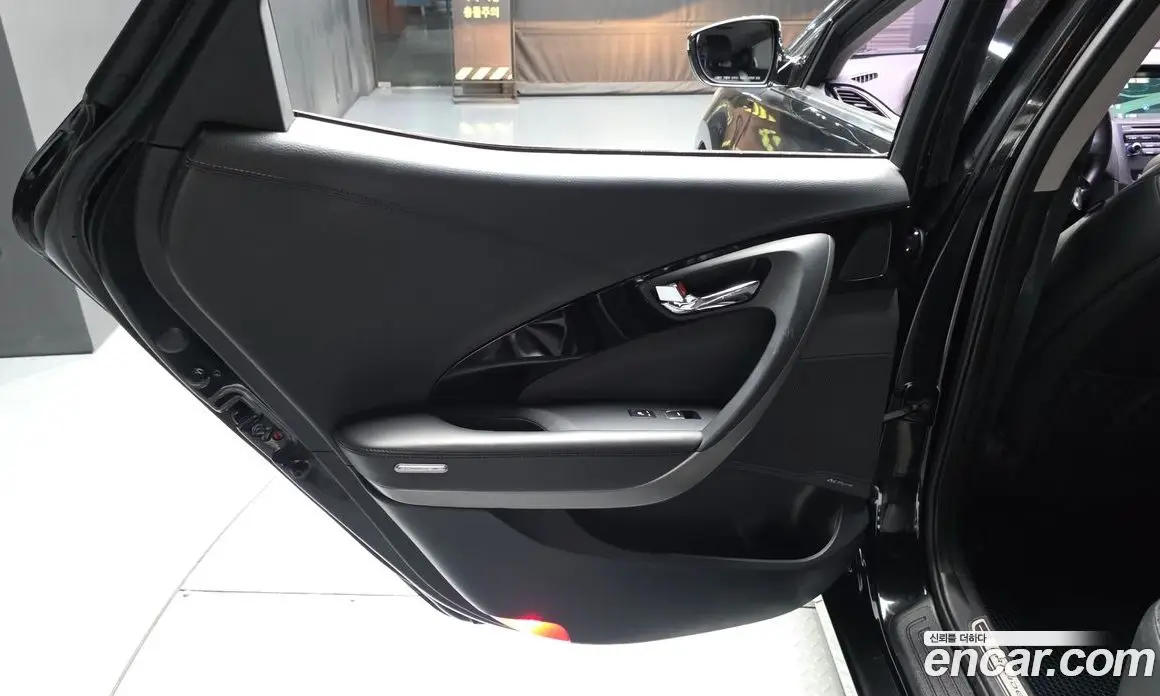 Hyundai Grandeur 2016 3.0 автомат (гидро), фото 15