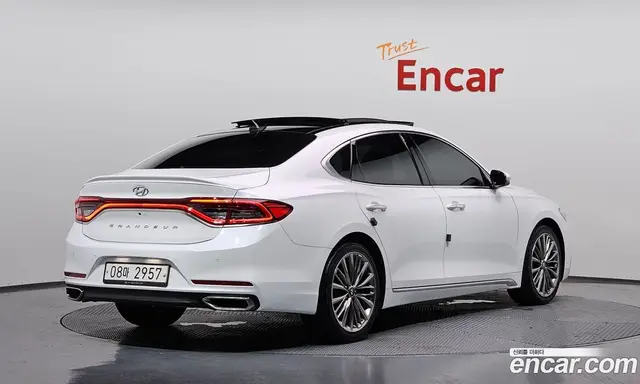 Hyundai Grandeur 2017 2.4 автомат (гидро), миниатюра 2