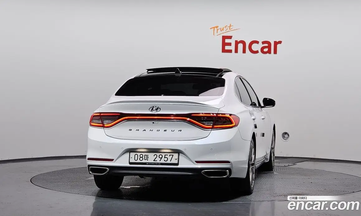 Hyundai Grandeur 2017 2.4 автомат (гидро), фото 4
