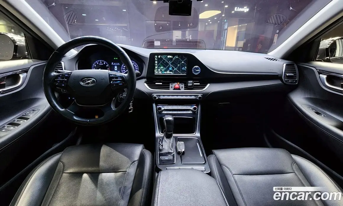Hyundai Grandeur 2017 3.0 автомат (гидро), фото 7