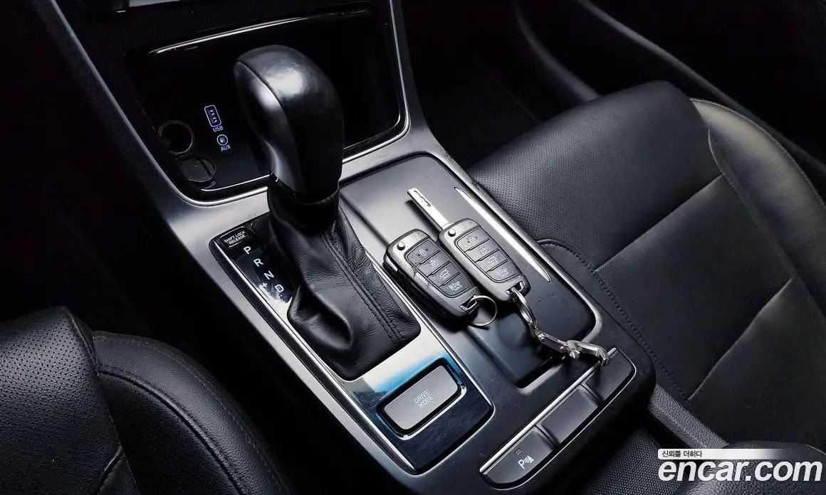 Hyundai Grandeur 2017 3.0 автомат (гидро), фото 9