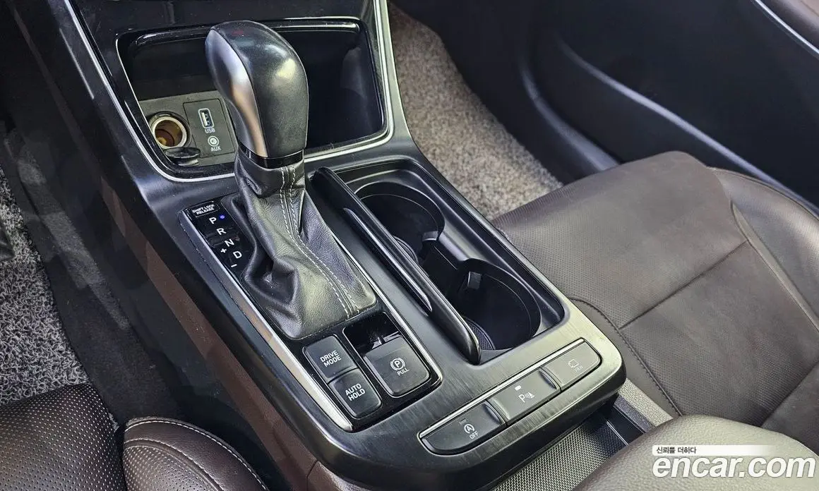 Hyundai Grandeur 2017 2.2 автомат (гидро), фото 12