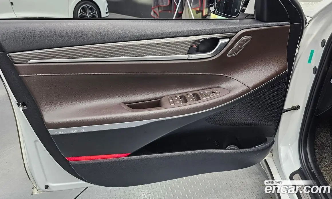Hyundai Grandeur 2017 2.2 автомат (гидро), фото 14
