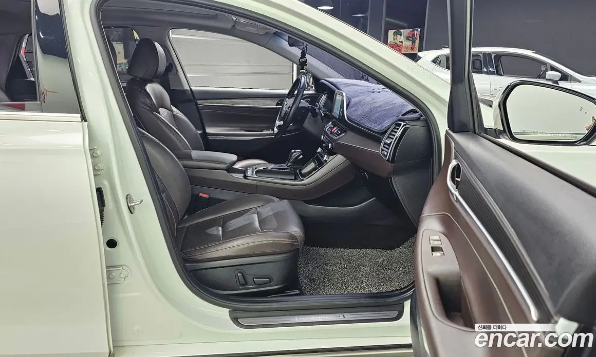 Hyundai Grandeur 2017 2.2 автомат (гидро), фото 17
