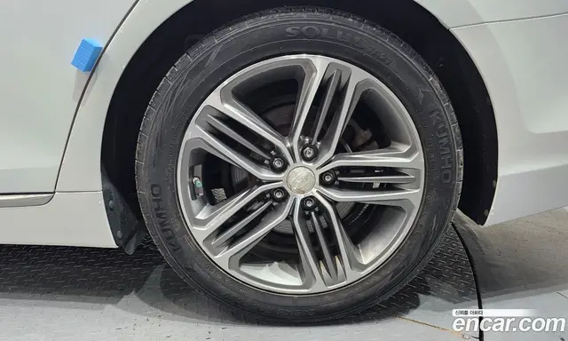 Hyundai Grandeur 2017 2.2 автомат (гидро), миниатюра 7