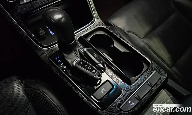 Hyundai Grandeur 2017 2.4 автомат (гидро), миниатюра 12