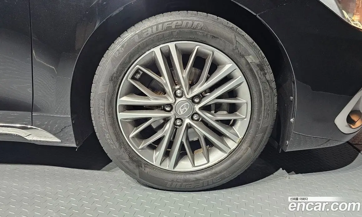 Hyundai Grandeur 2017 2.4 автомат (гидро), фото 7 Hyundai Grandeur 2017 2.4 автомат (гидро), фото 7