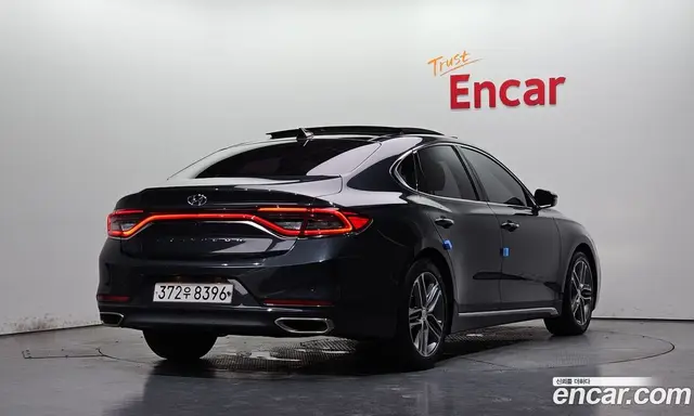 Hyundai Grandeur 2017 3.0 автомат (гидро), миниатюра 2