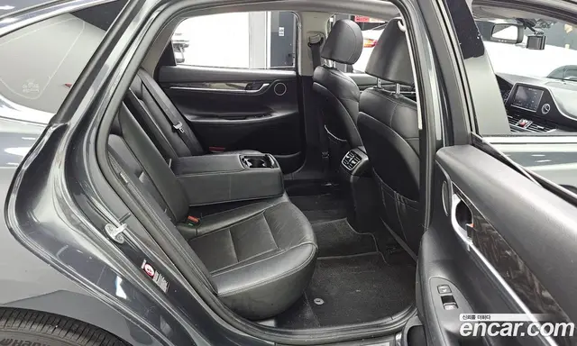 Hyundai Grandeur 2017 3.0 автомат (гидро), миниатюра 12