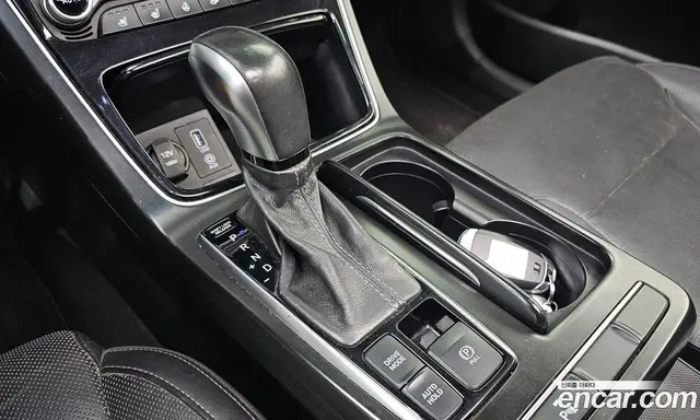 Hyundai Grandeur 2017 3.0 автомат (гидро), миниатюра 9