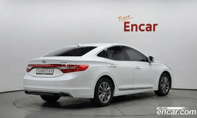 Hyundai Grandeur 2017 3.0 автомат (гидро), миниатюра 2