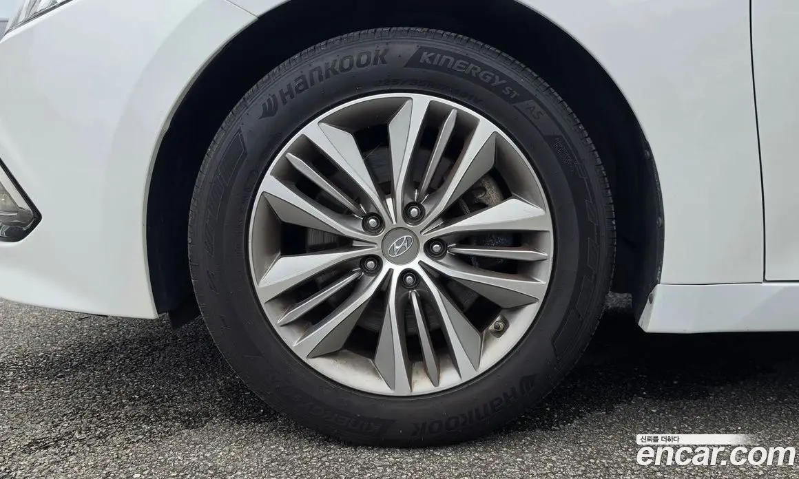Hyundai Grandeur 2017 3.0 автомат (гидро), фото 5