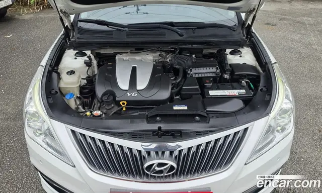 Hyundai Grandeur 2017 3.0 автомат (гидро), миниатюра 6