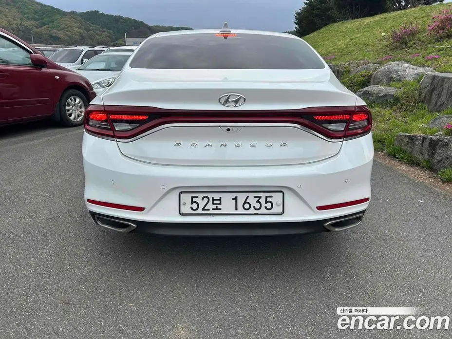 Hyundai Grandeur 2018 2.4 автомат (гидро), фото 4