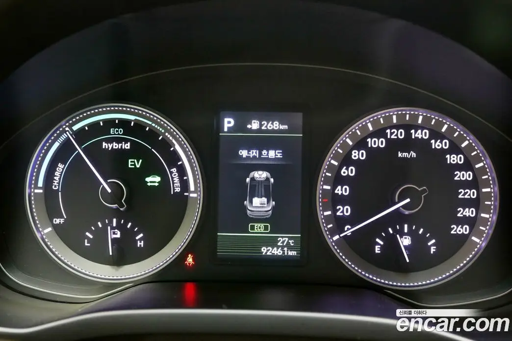 Hyundai Grandeur 2018 2.4 автомат (гидро), фото 11