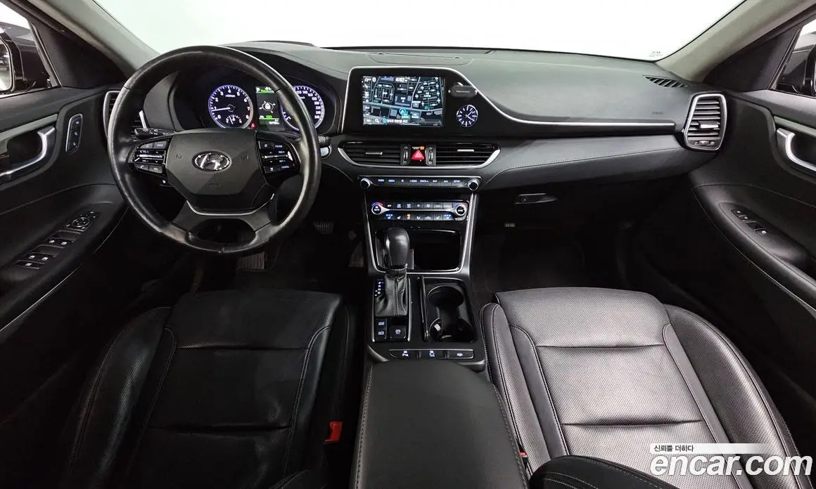 Hyundai Grandeur 2018 2.4 автомат (гидро), фото 7