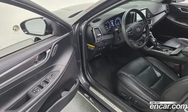Hyundai Grandeur 2018 2.4 автомат (гидро), миниатюра 11